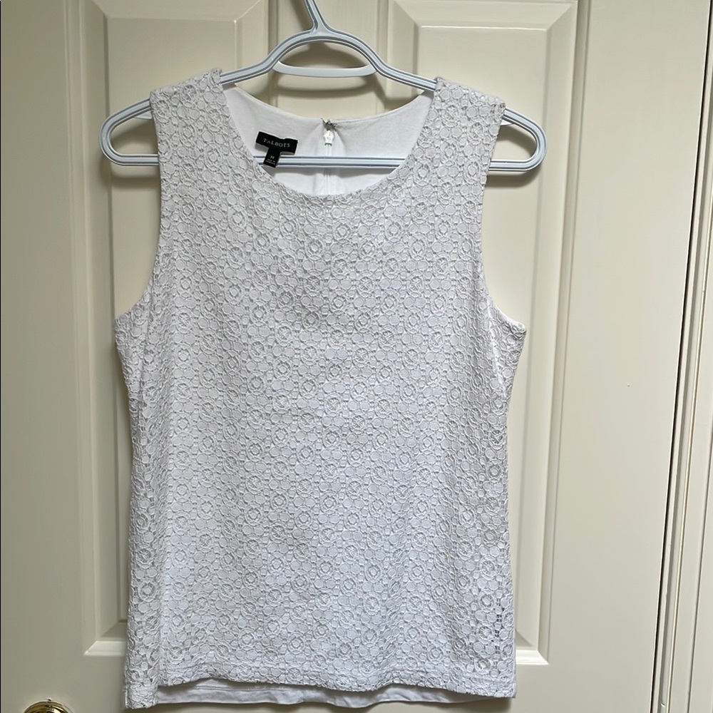 Talbots sz M White Sleeveless Eyelet/Lace Top lined front & back